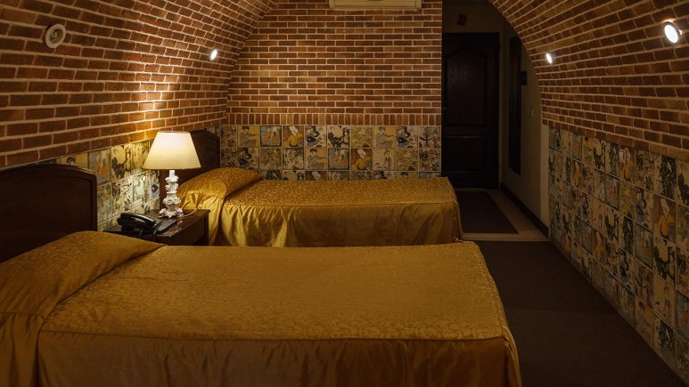 اتاق دو تخته توئین 2 هتل آپارتمان جام جم شیراز